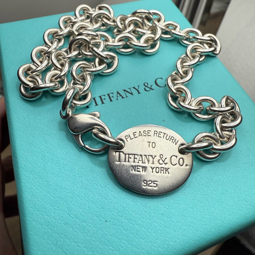 Tiffany & Co. Sterling Silver “Return to Tiffany’s” pendant Necklace